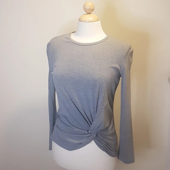 Babaton front twist knot long  sleeve Tee - Picture 1 of 9